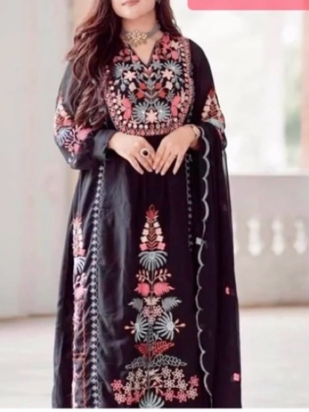 Black embroidered kurta set